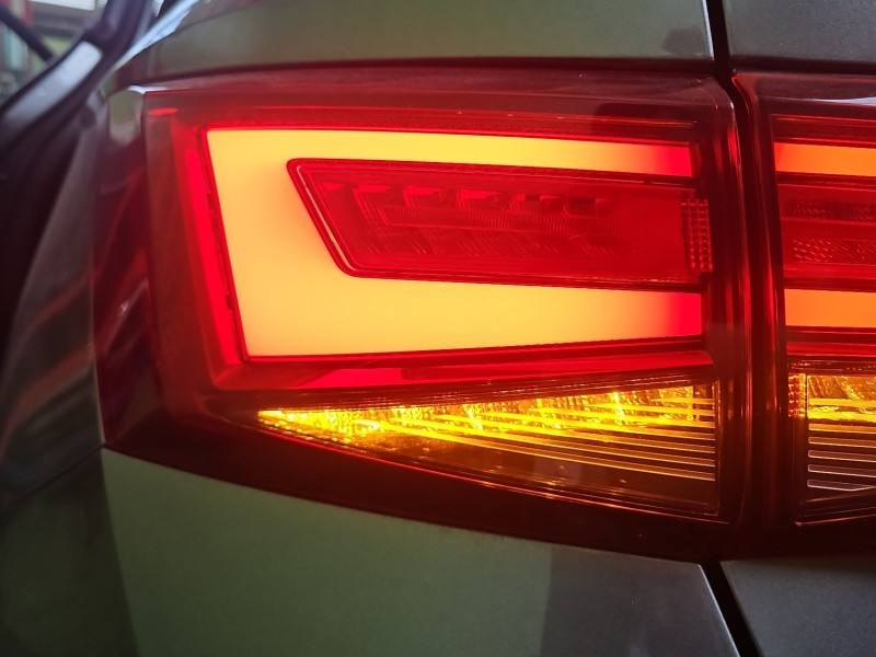 Ліхтар задній лівий Seat Ateca 575945207E — фото деталі 2