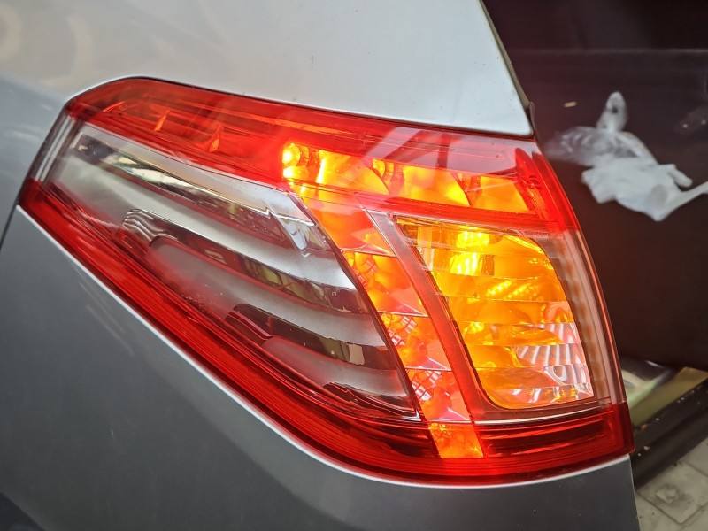 Фонарь задний левый Peugeot 508 — фото детали 2