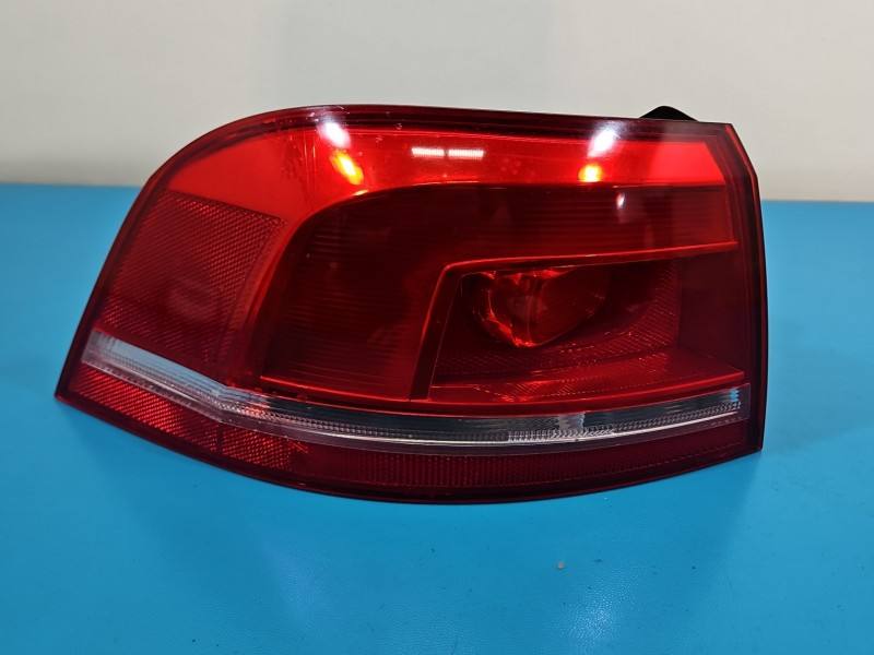 Ліхтар задній лівий Volkswagen Passat B7 3AF945095C