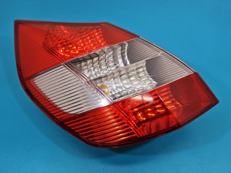 Ліхтар задній лівий Renault Scenic 2 8200127704