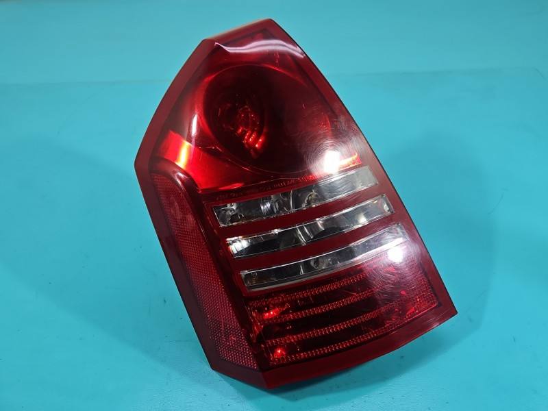 Ліхтар задній лівий Chrysler 300C