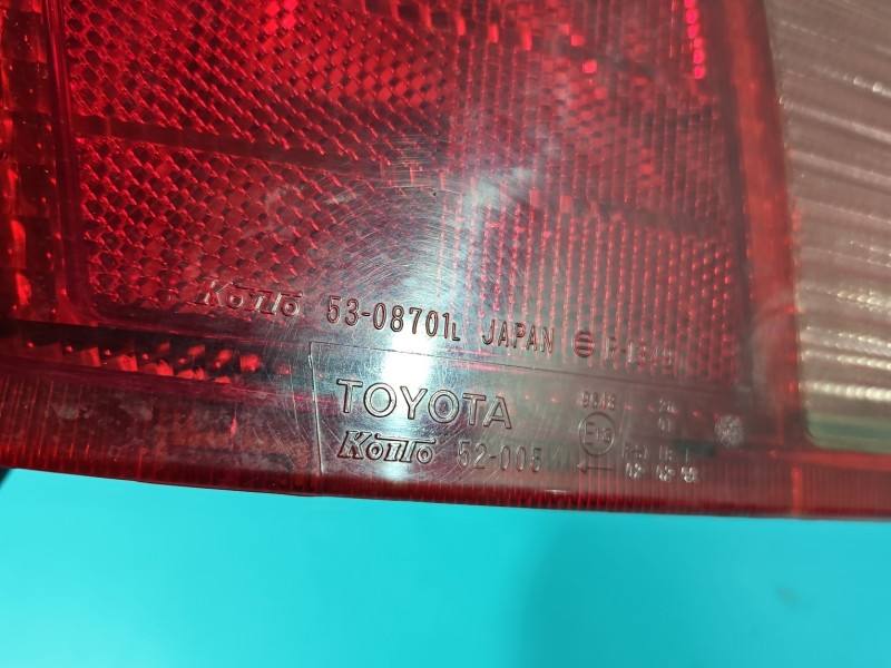 Ліхтар задній лівий Toyota Yaris 1 — фото деталі 7