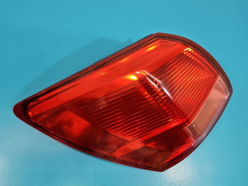 Фонарь задний левый Nissan Qashqai