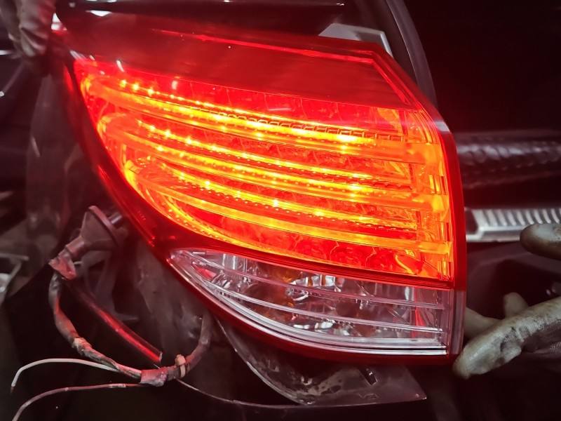 Фонарь задний левый Hyundai I40 92401-3Z0