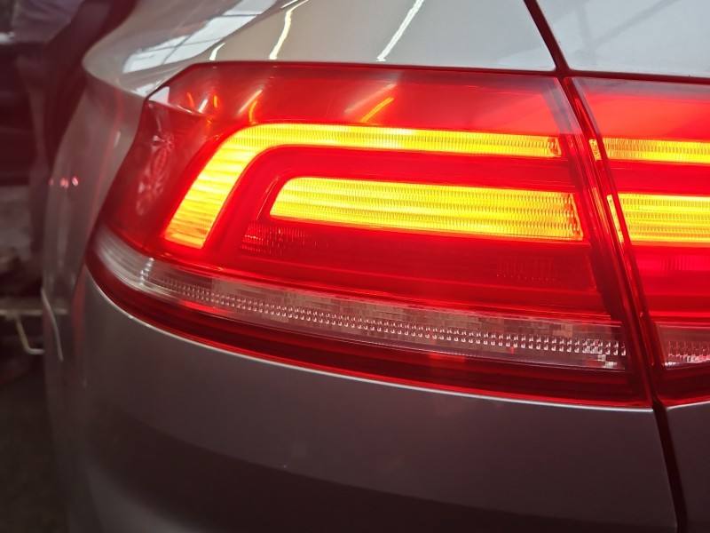 Ліхтар задній лівий Volkswagen Passat B8 3G5945311