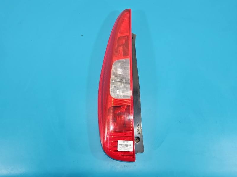 Фонарь задний левый Mitsubishi Colt 8330A235