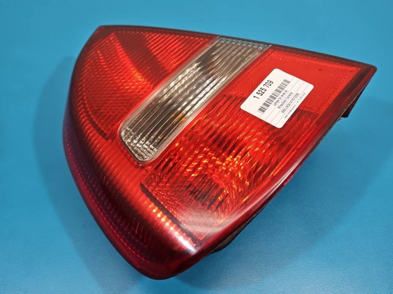 Ліхтар задній лівий Mitsubishi Carisma