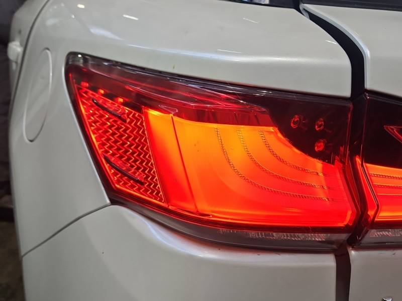 Фонарь задний левый Lexus CT