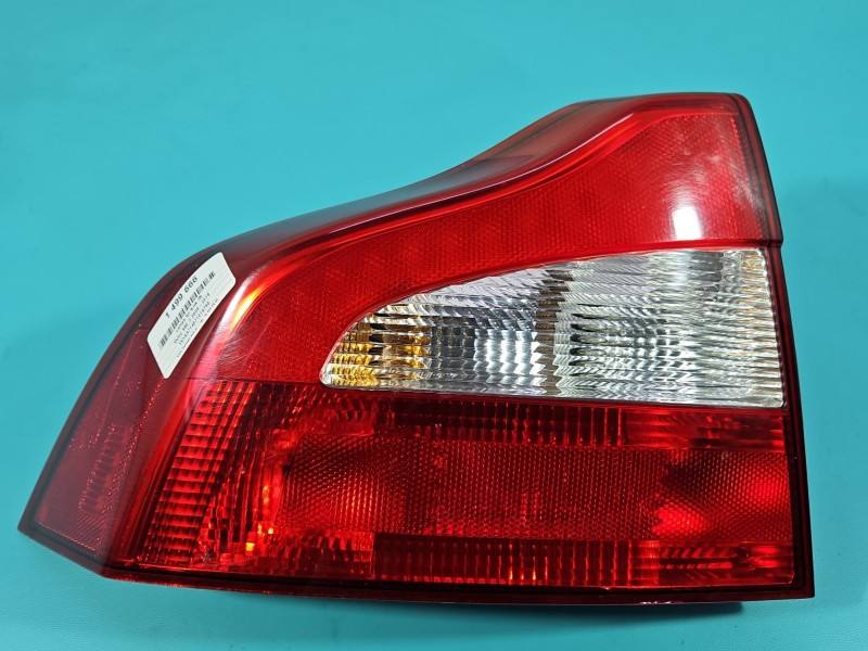 Фонарь задний левый Volvo S80 — фото детали 2