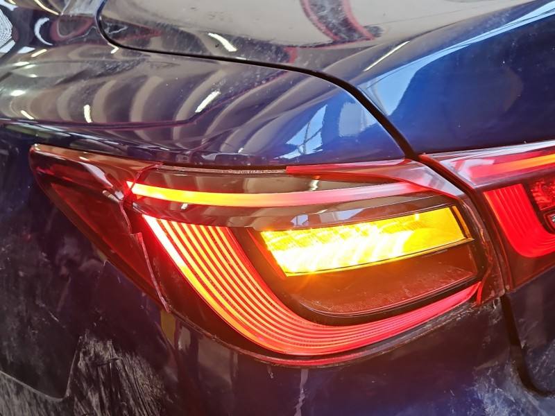 Ліхтар задній лівий Infiniti Q50