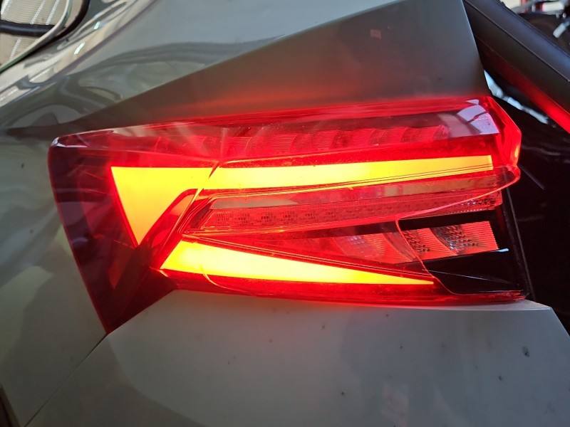Ліхтар задній лівий Skoda Kodiaq 565945207B