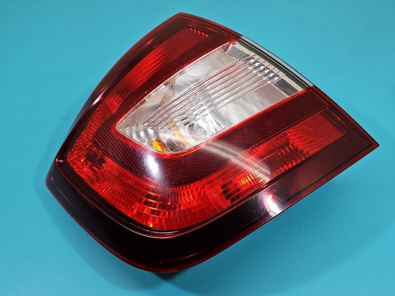 Ліхтар задній лівий Skoda Rapid 5JH945311
