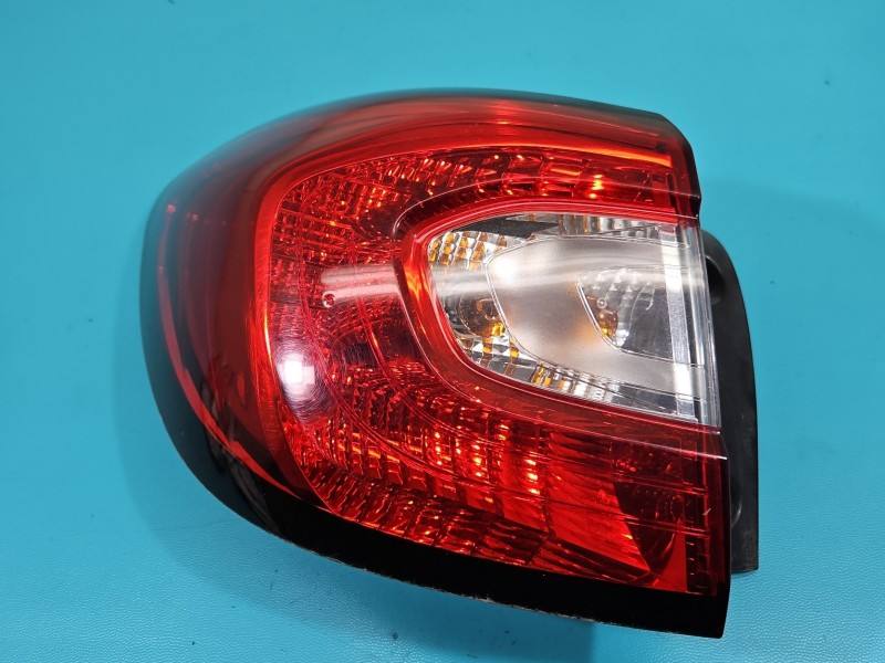 Ліхтар задній лівий Renault Captur 265558548R
