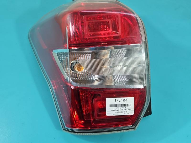 Ліхтар задній лівий Subaru Forester 84201-SG030