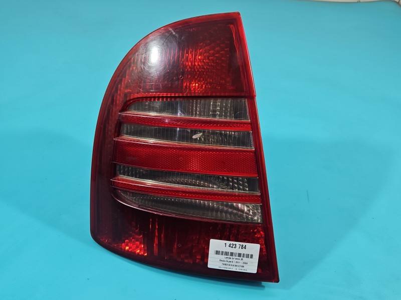 Ліхтар задній лівий Skoda Superb 1 3U5945111