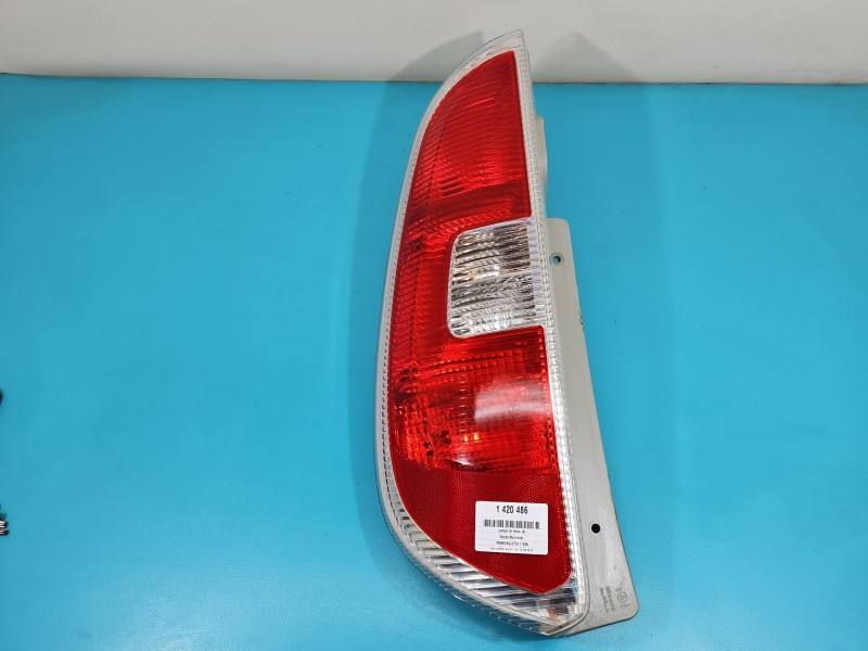 Ліхтар задній лівий Skoda Roomster 5J7945095