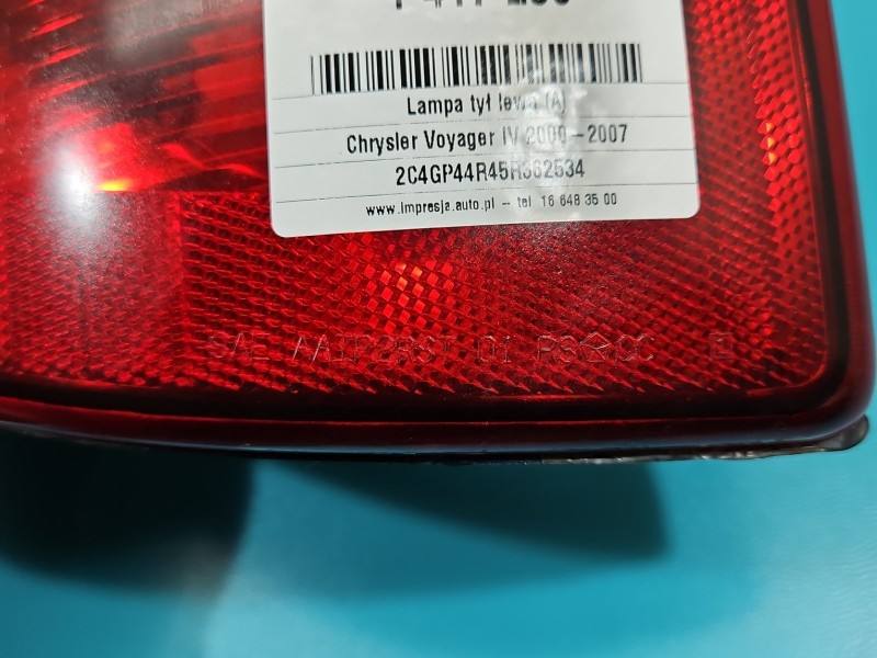 Ліхтар задній лівий Chrysler Voyager — фото деталі 3