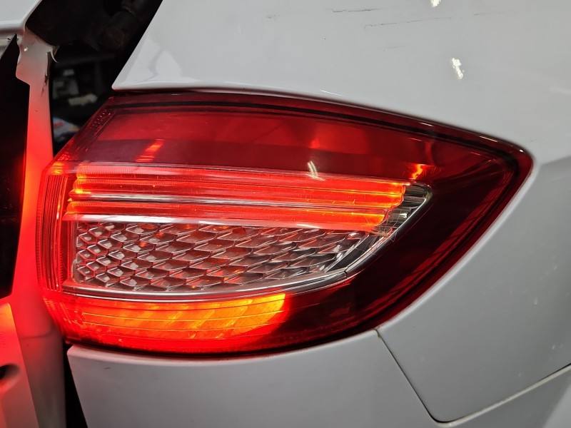 Ліхтар задній лівий Ford Mondeo