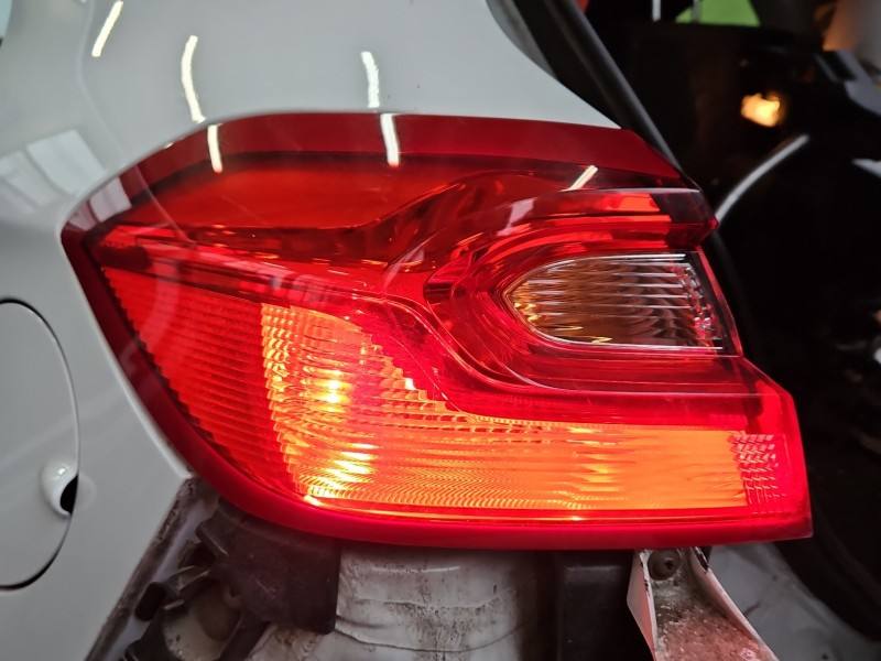 Ліхтар задній лівий Ford Fiesta H1BB-13405-AH