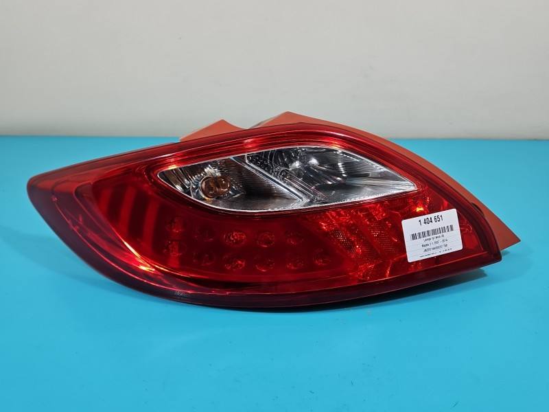 Фонарь задний левый Mazda 2 P5776L