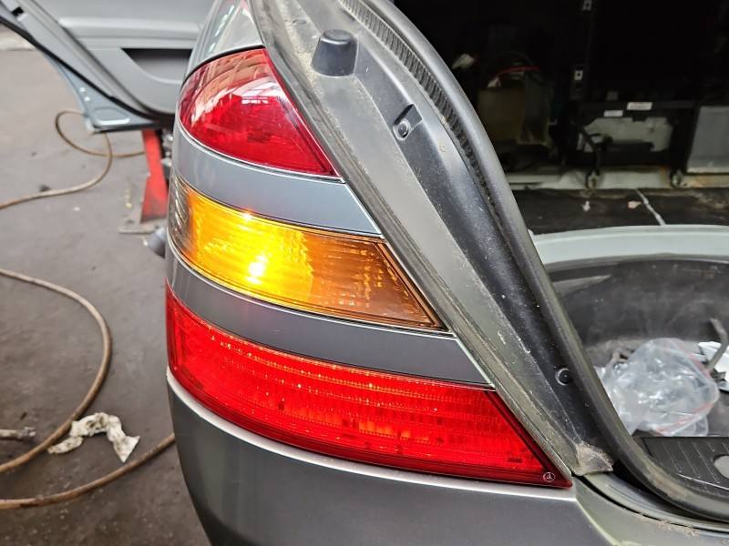 Ліхтар задній лівий Mercedes S W221 A2218200164