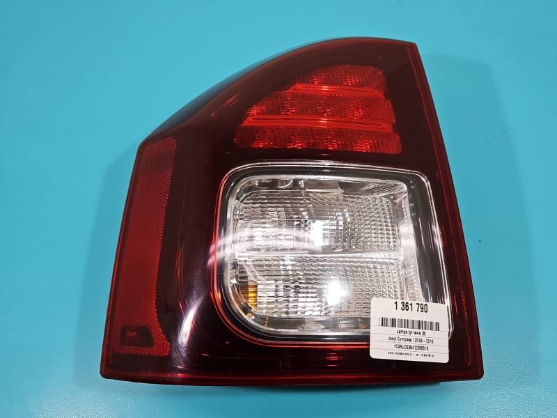 Фонарь задний левый Jeep Compass 051825458