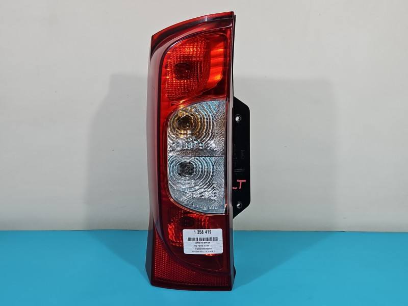 Ліхтар задній лівий Fiat Fiorino 01353206080E/U