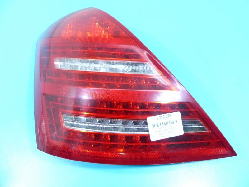 Ліхтар задній лівий Mercedes S W221 A2218200577