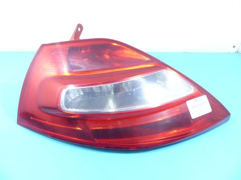 Ліхтар задній лівий Renault Megane 2 8200413214