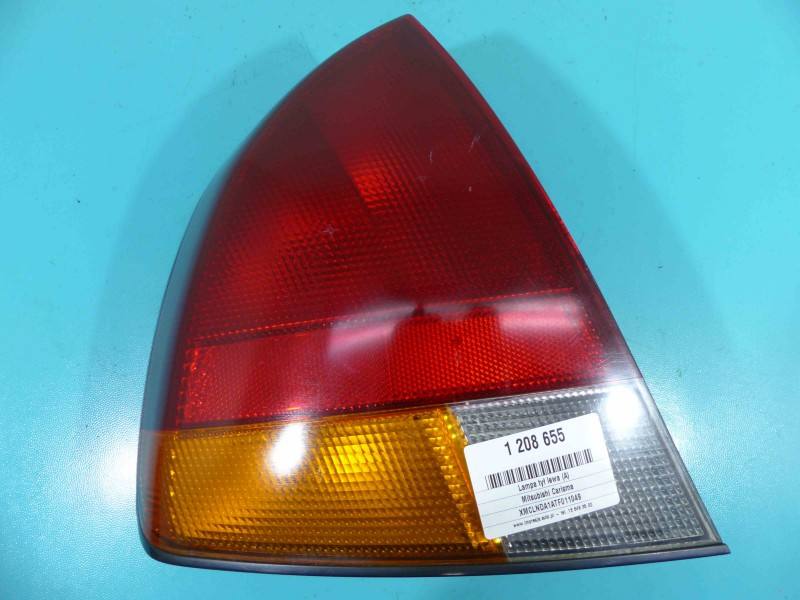 Фонарь задний левый Mitsubishi Carisma