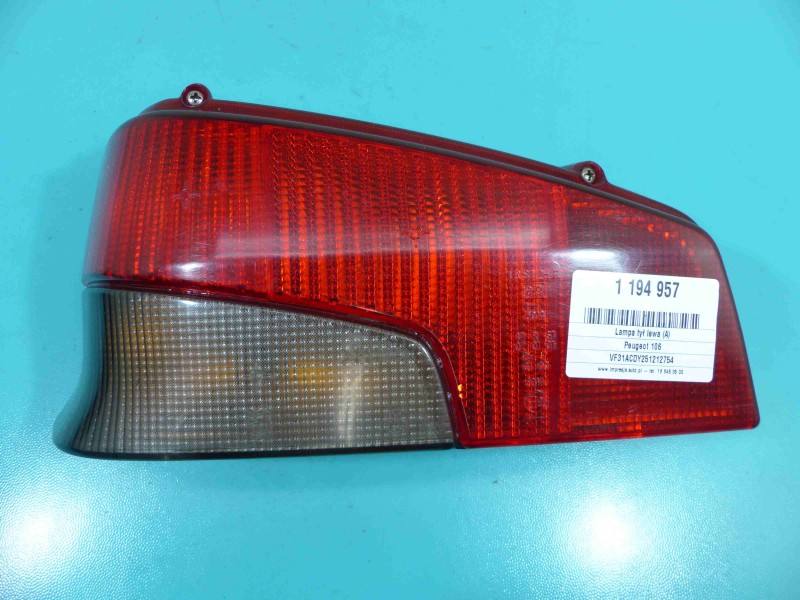 Фонарь задний левый Peugeot 106