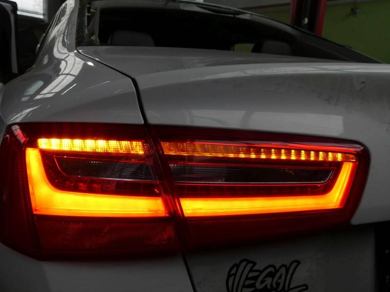 Ліхтар задній лівий Audi A6 C7 4G5945095B — фото деталі 2