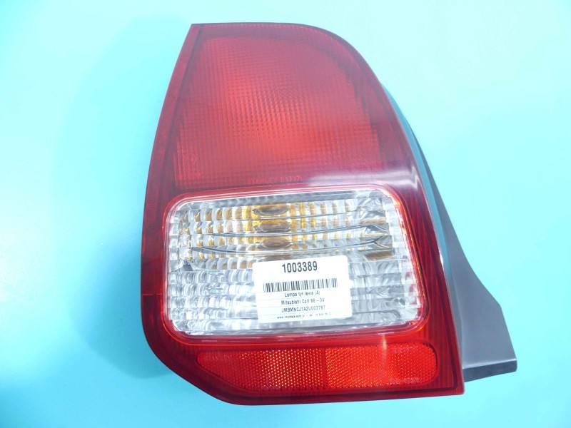 Фонарь задний левый Mitsubishi Colt