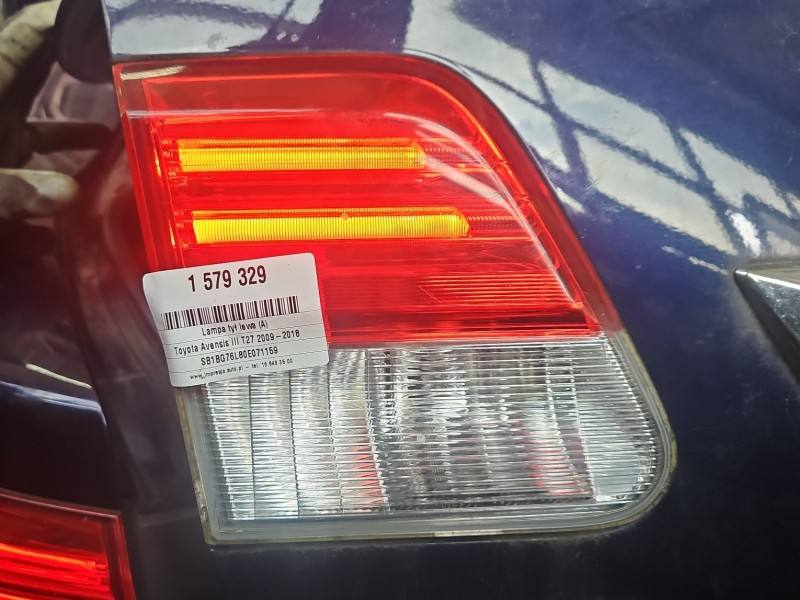 Ліхтар задній лівий Toyota Avensis T27