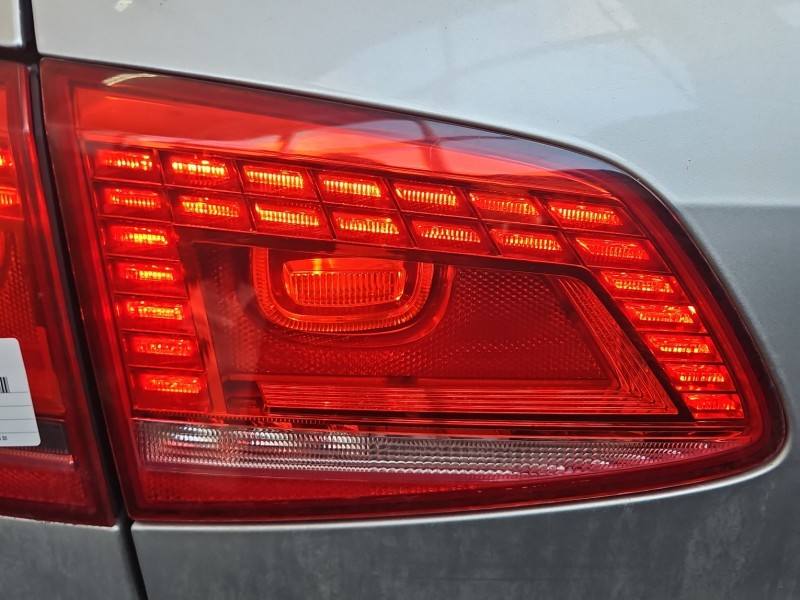 Ліхтар задній лівий Volkswagen Passat B7 3AF945307C
