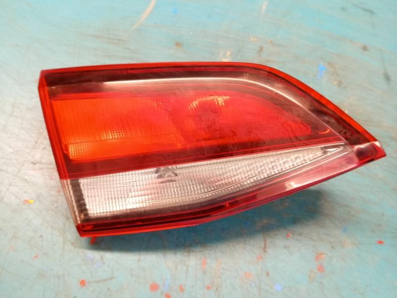 Ліхтар задній лівий Opel Astra K 39077378