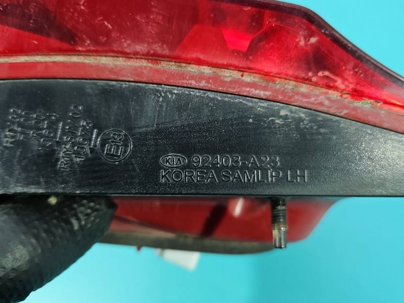 Ліхтар задній лівий Kia Ceed 92403-A23 — фото деталі 7