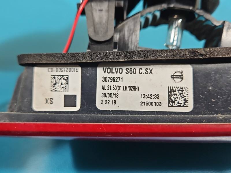 Ліхтар задній лівий Volvo S60 30796271 — фото деталі 6