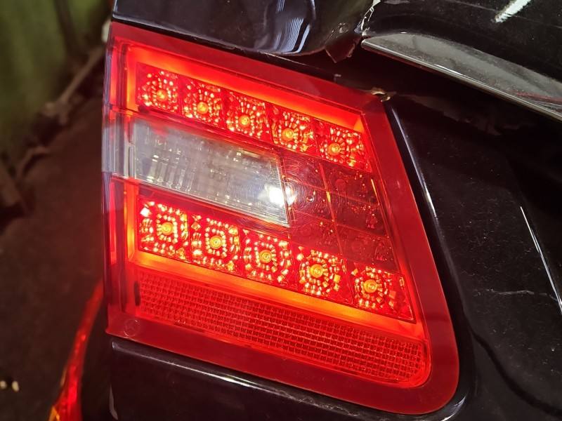 Ліхтар задній лівий Mercedes E C207 A2078200364