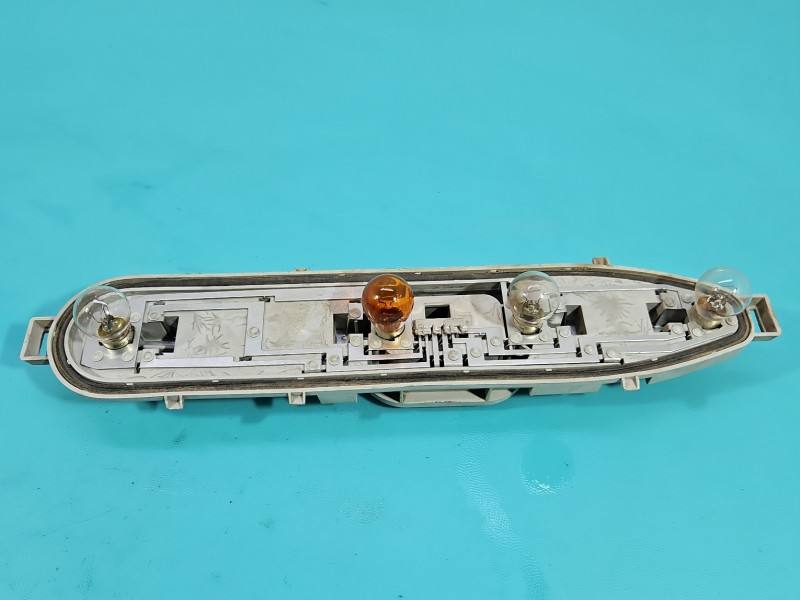Ліхтар задній лівий Peugeot Partner — фото деталі 9