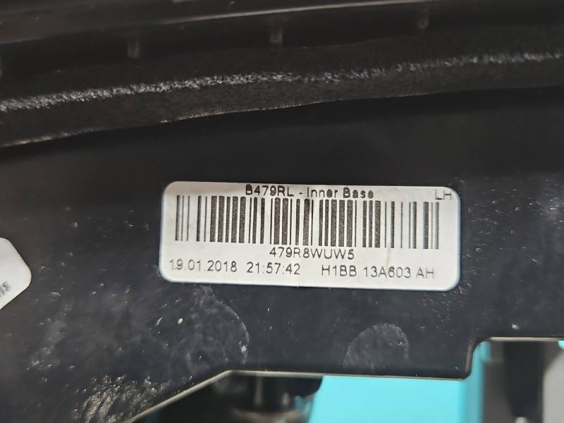 Фонарь задний левый Ford Fiesta H1BB-13A603-AH — фото детали 4