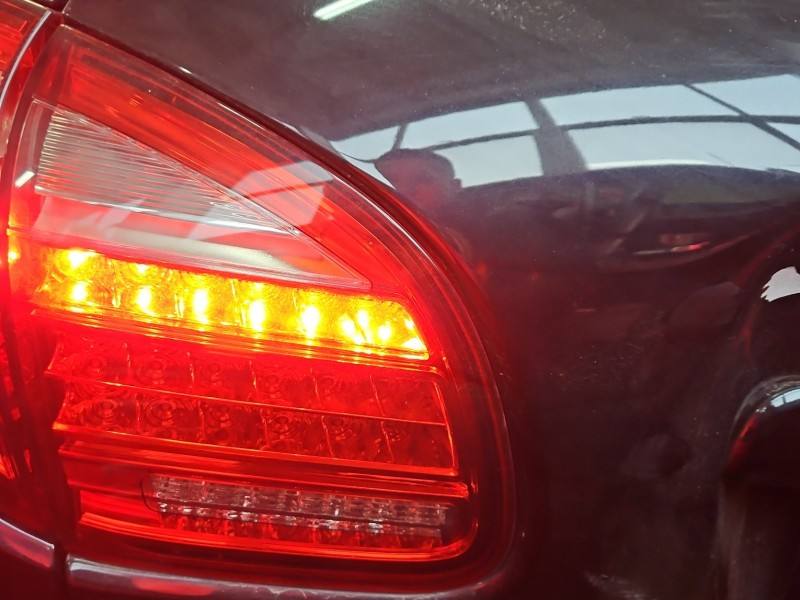 Фонарь задний левый Porsche Cayenne 7P5945093K