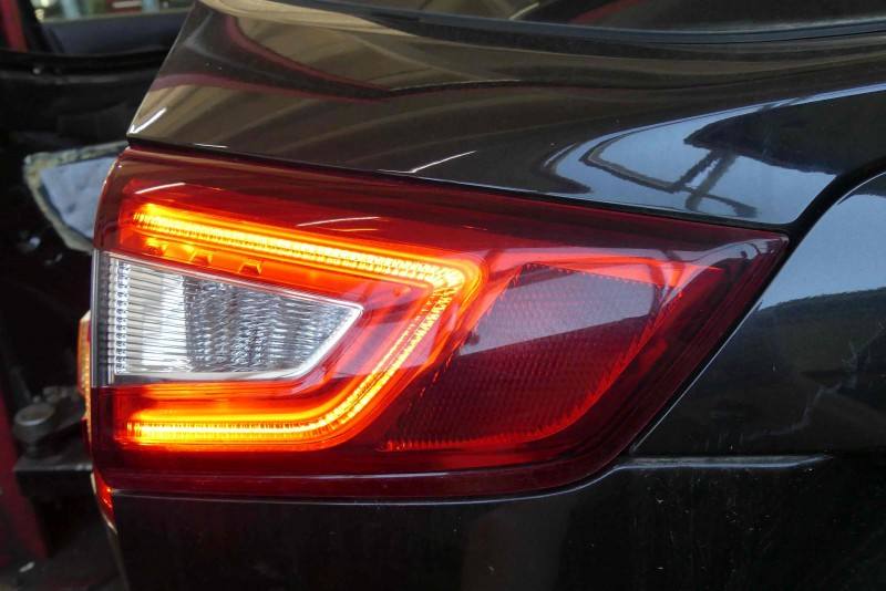 Ліхтар задній лівий Nissan Qashqai 226-18013