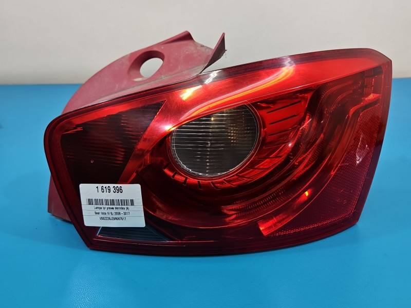 Ліхтар задній правий Seat Ibiza 6J4945096A