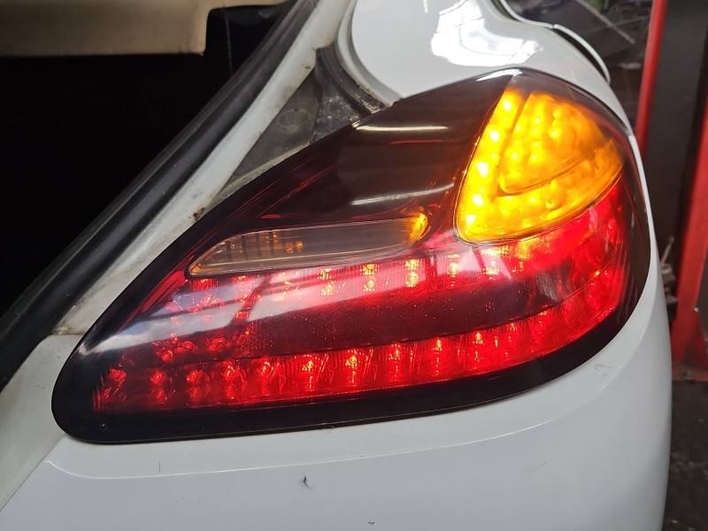 Фонарь задний правый Porsche Panamera 97063141604