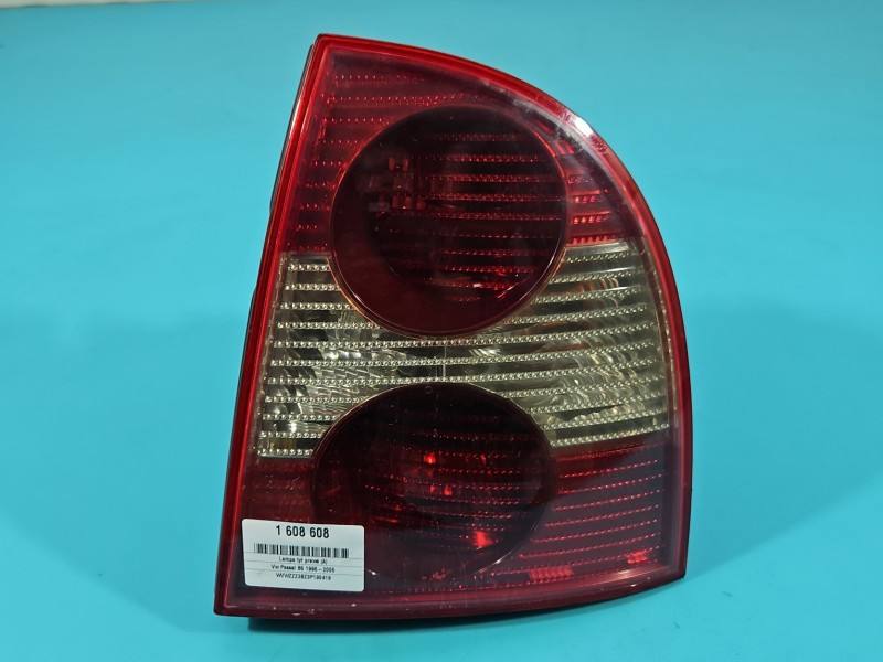 Ліхтар задній правий Volkswagen Passat B5 3B5945096AE