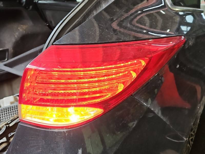 Ліхтар задній правий Hyundai I40 92402-3Z0