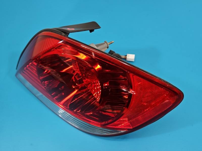 Фонарь задний правый Hyundai Coupe 92402-2C5
