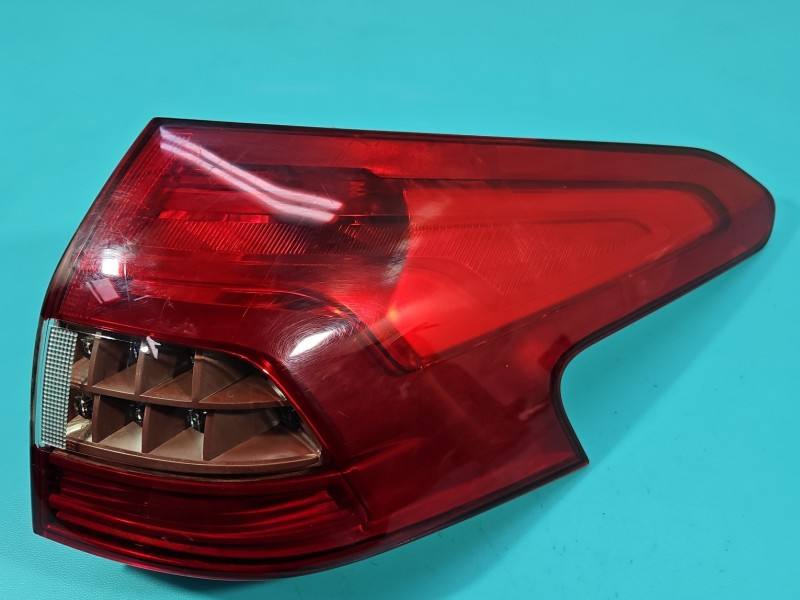 Ліхтар задній правий Citroen C5 VPAX8X-13404-AX