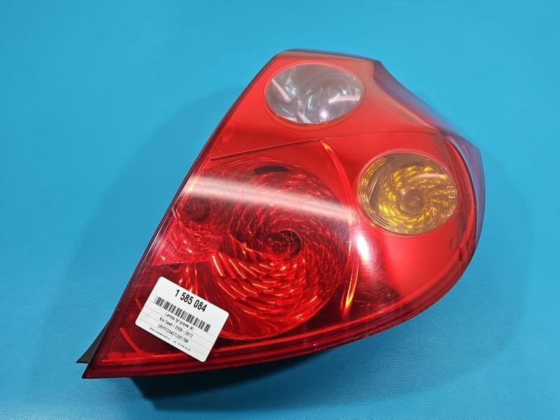 Фонарь задний правый Kia Ceed 92402-1HO